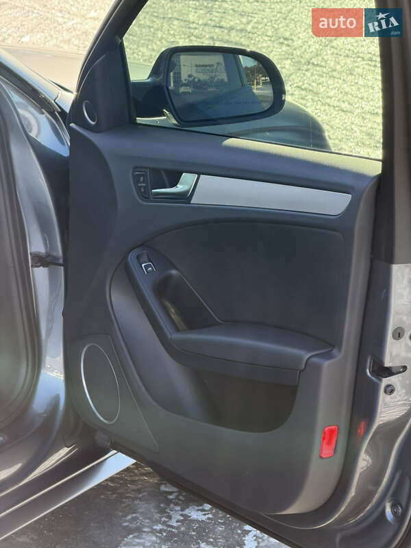 Седан Audi A4 2015 в Броварах