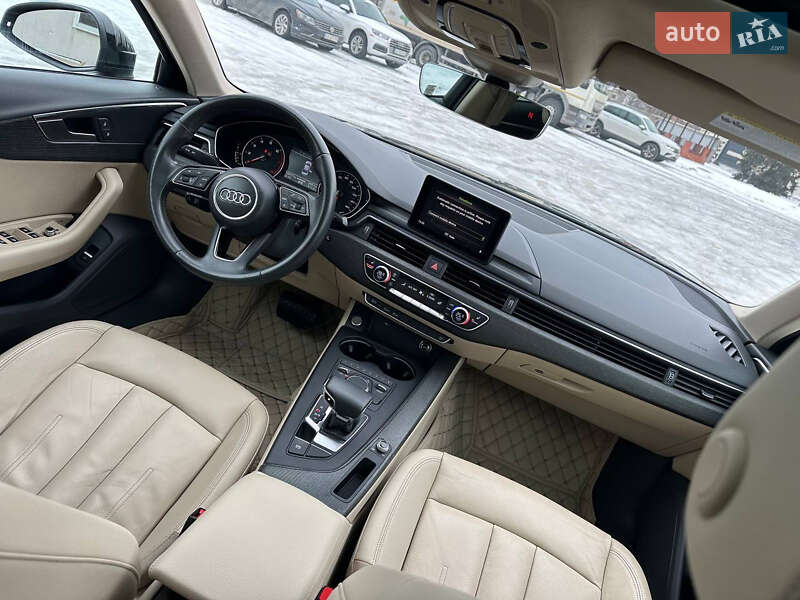 Седан Audi A4 2018 в Києві
