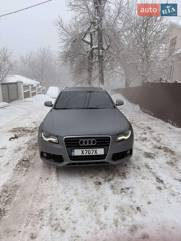 Універсал Audi A4 2010 в Чернівцях