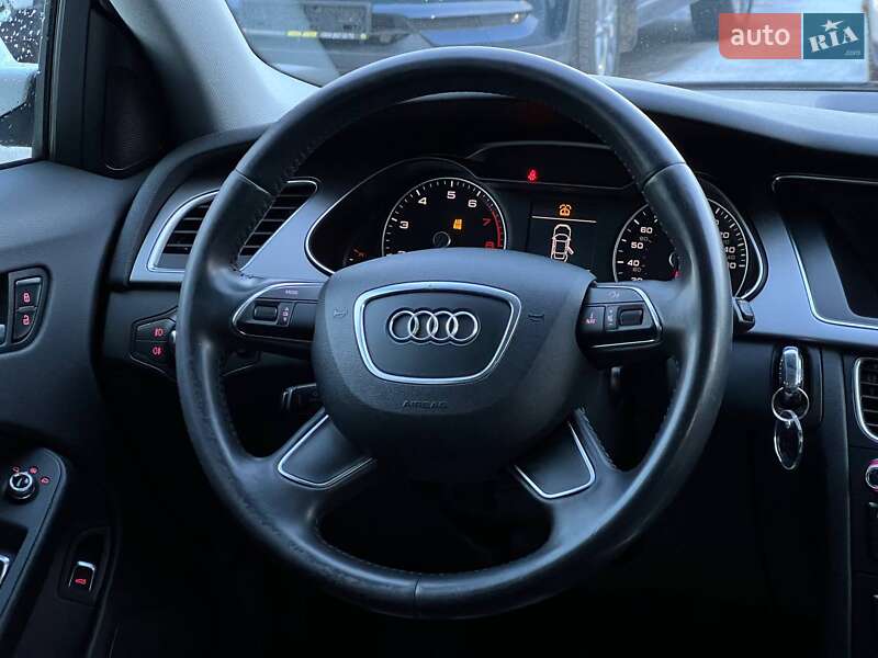 Седан Audi A4 2014 в Івано-Франківську