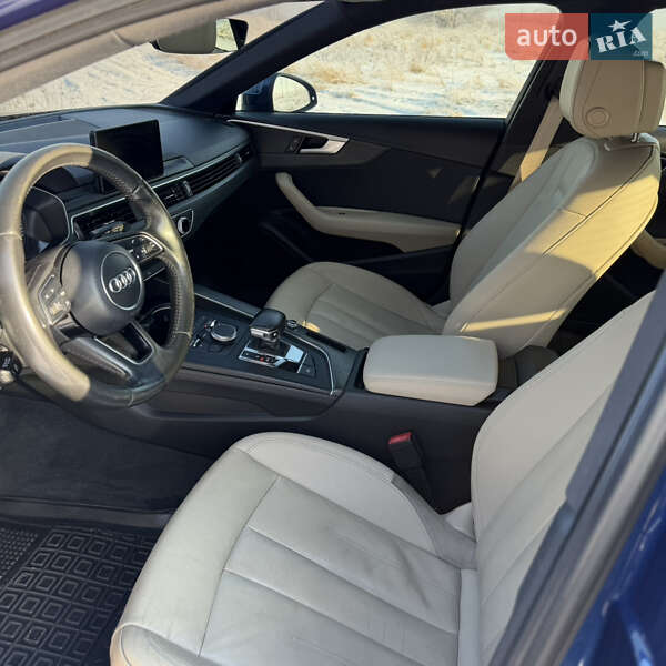 Седан Audi A4 2016 в Харкові