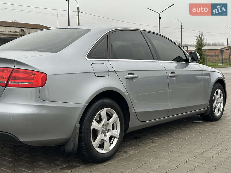 Седан Audi A4 2008 в Виннице
