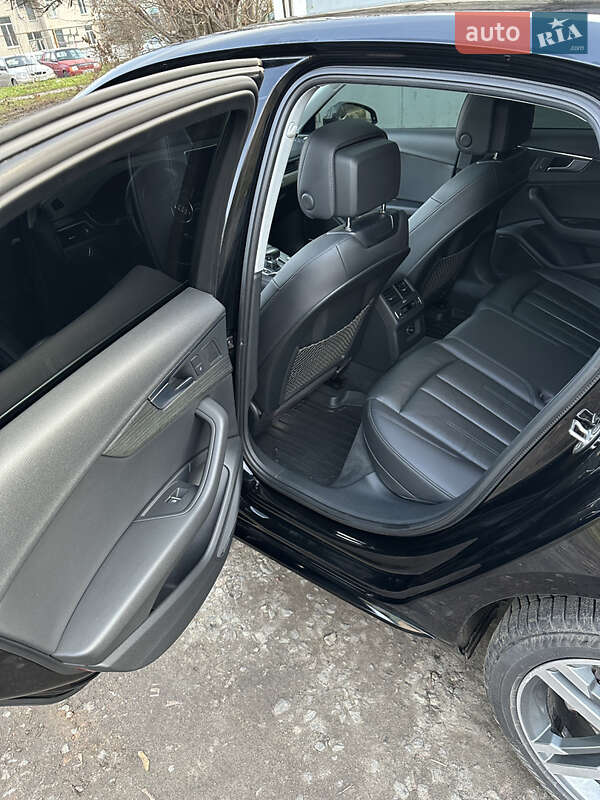 Седан Audi A4 2017 в Павлограде