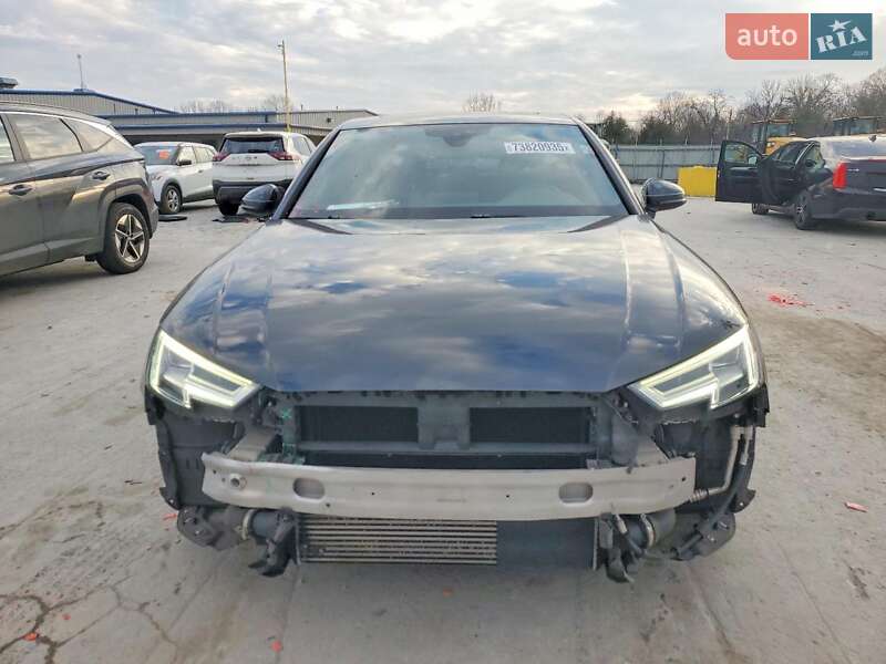 Седан Audi A4 2017 в Львові