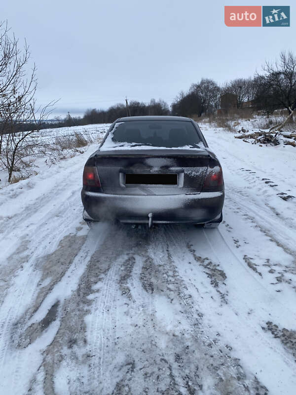Седан Audi A4 1996 в Ровно