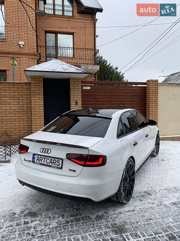 Седан Audi A4 2012 в Одессе