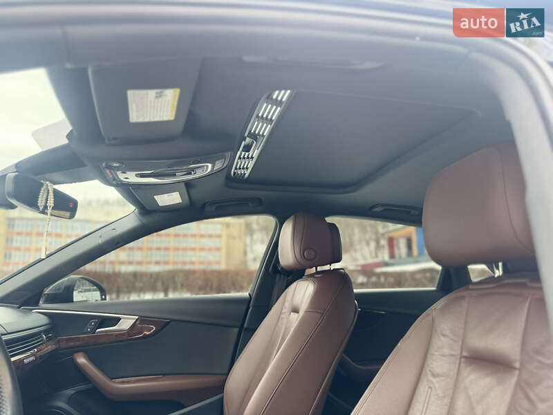 Седан Audi A4 2017 в Львове