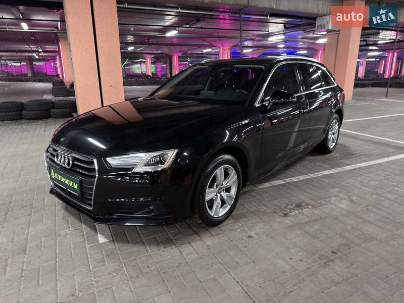 Универсал Audi A4 2017 в Киеве
