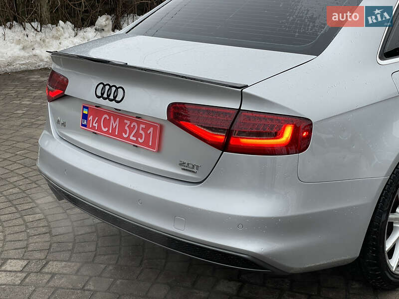 Седан Audi A4 2013 в Яворові