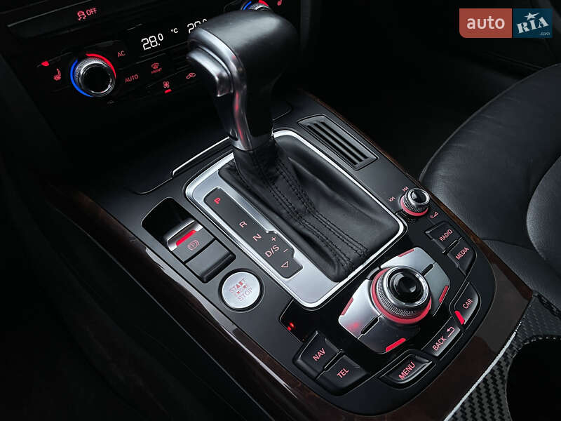 Седан Audi A4 2013 в Яворові