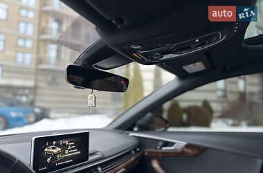 Седан Audi A4 2018 в Шептицькому