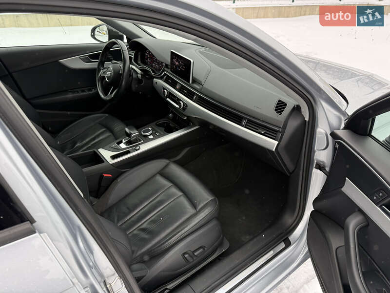Седан Audi A4 2017 в Киеве