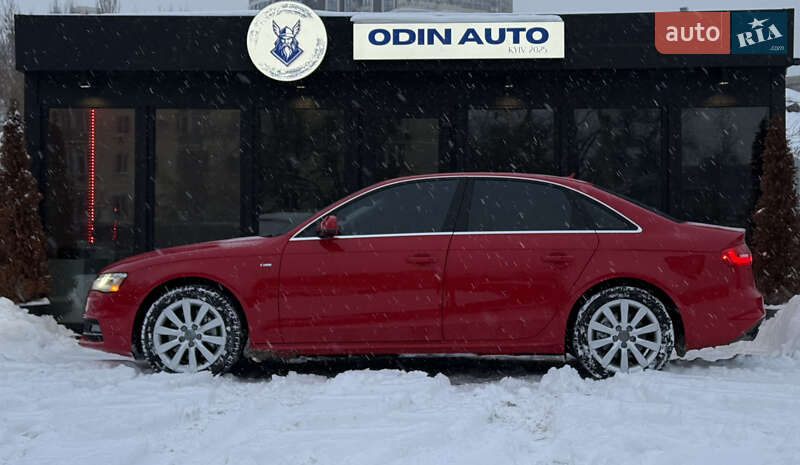 Седан Audi A4 2015 в Киеве