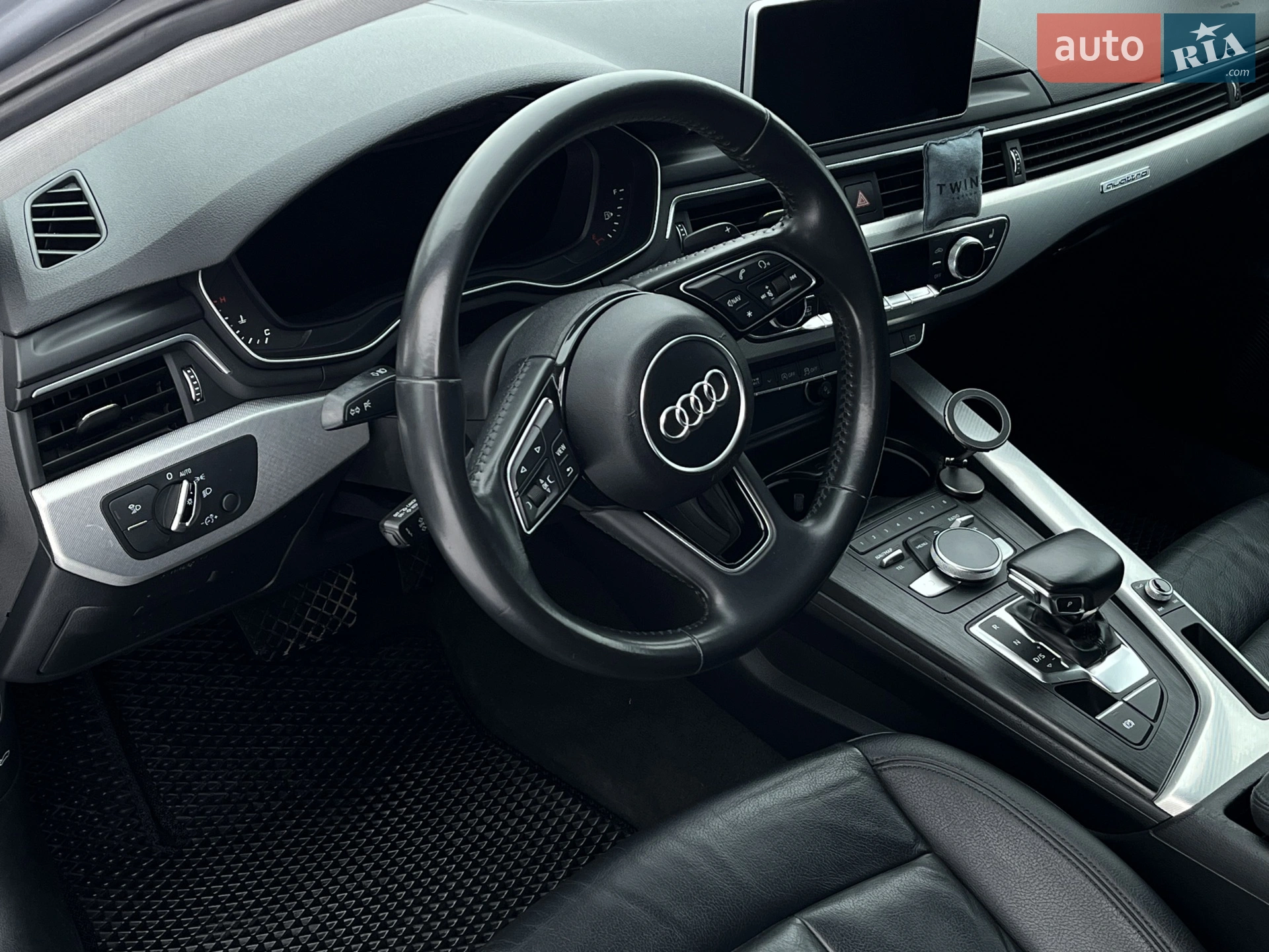 2017 Audi A4 - мініатюра 30