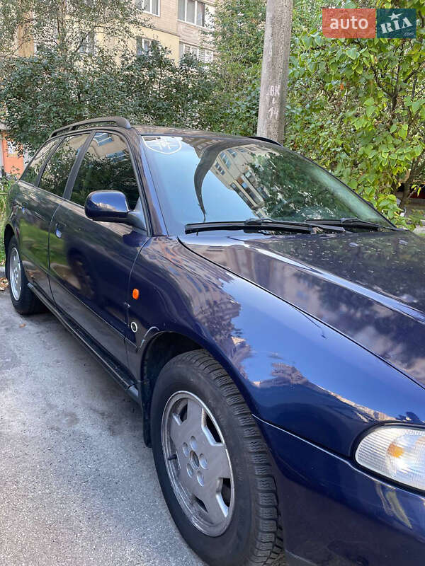 Универсал Audi A4 1996 в Киеве