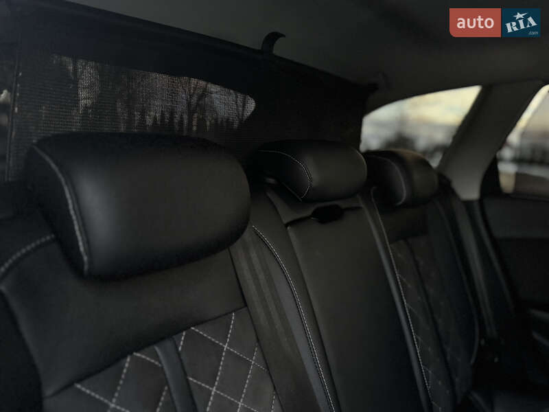 Універсал Audi A4 2020 в Дрогобичі