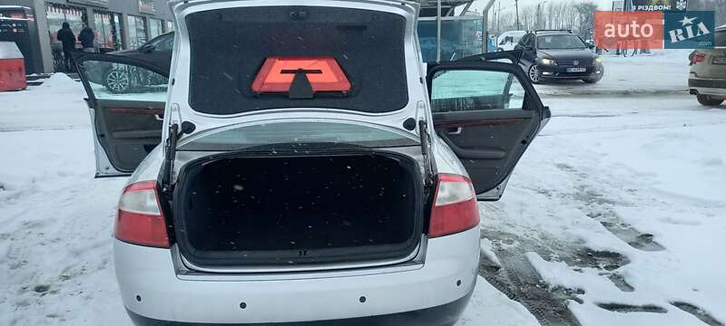 Седан Audi A4 2001 в Львові