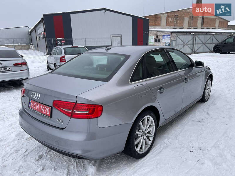 Седан Audi A4 2014 в Луцке