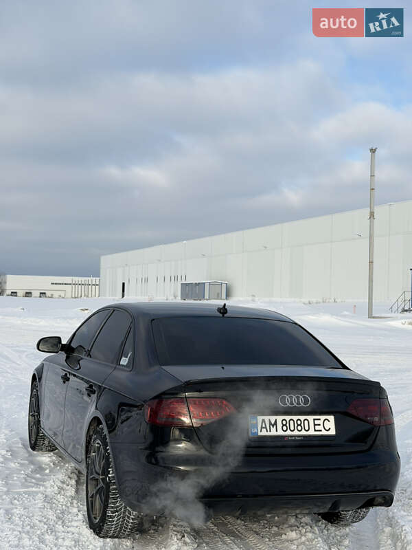 Седан Audi A4 2011 в Коростені
