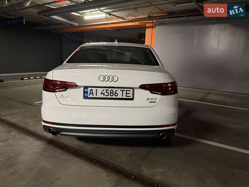 Седан Audi A4 2016 в Киеве