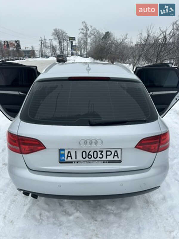 Універсал Audi A4 2011 в Бучі