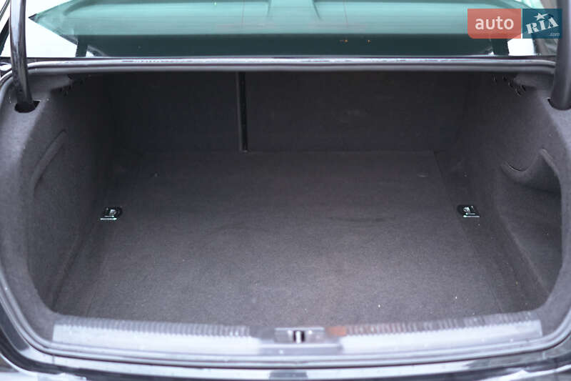 Седан Audi A4 2010 в Києві фото 24 Седан Audi A4 2010 в Києві