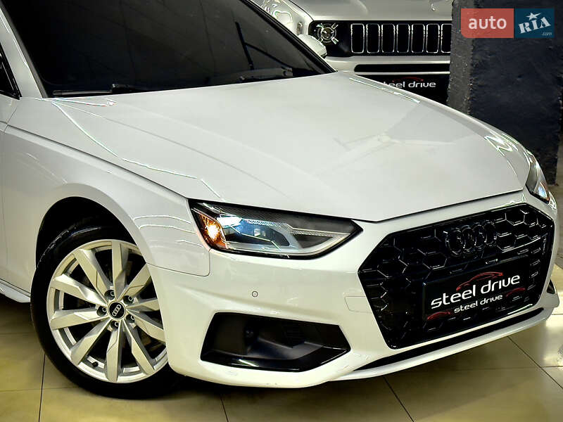 Седан Audi A4 2021 в Миколаєві