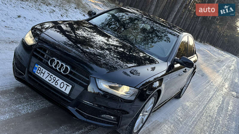 Седан Audi A4 2014 в Миколаєві