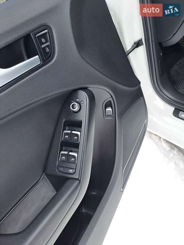 Седан Audi A4 2012 в Білій Церкві