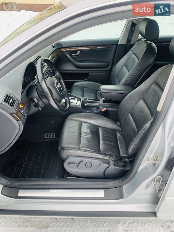 Універсал Audi A4 2005 в Рівному