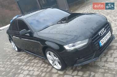 Седан Audi A4 2013 в Воловцю