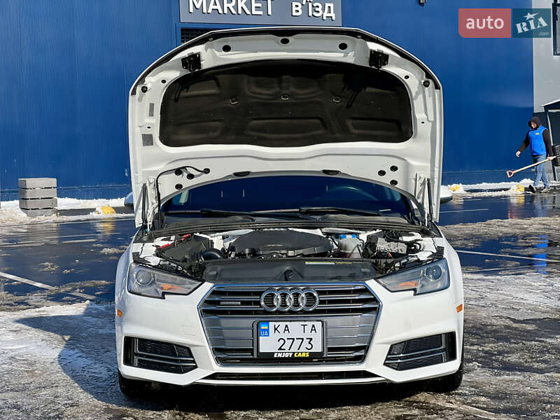 Седан Audi A4 2016 в Киеве