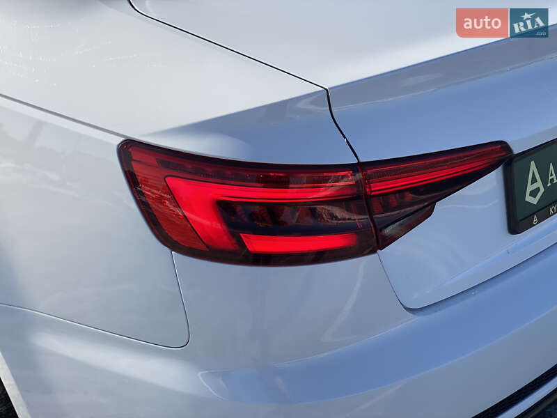 Седан Audi A4 2016 в Києві