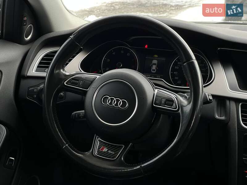 Седан Audi A4 2014 в Ивано-Франковске