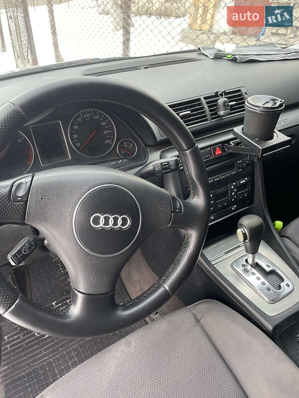Универсал Audi A4 2002 в Дубно