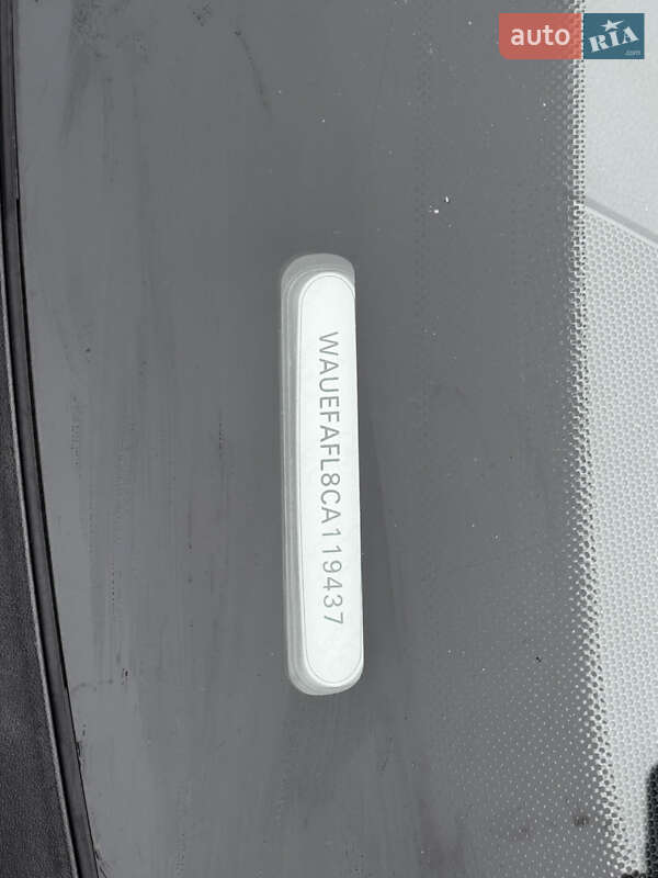 Седан Audi A4 2012 в Чернигове