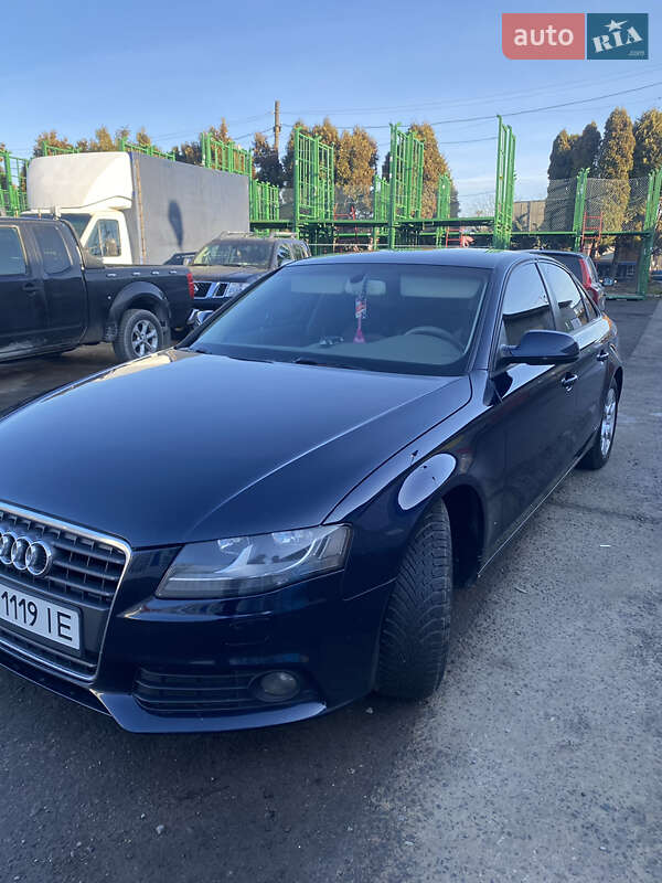 Седан Audi A4 2011 в Новояворовске фото 11 Седан Audi A4 2011 в Новояворовске
