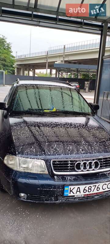 Универсал Audi A4 2001 в Киеве