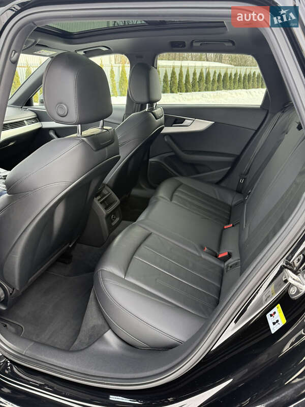 Універсал Audi A4 2017 в Луцьку