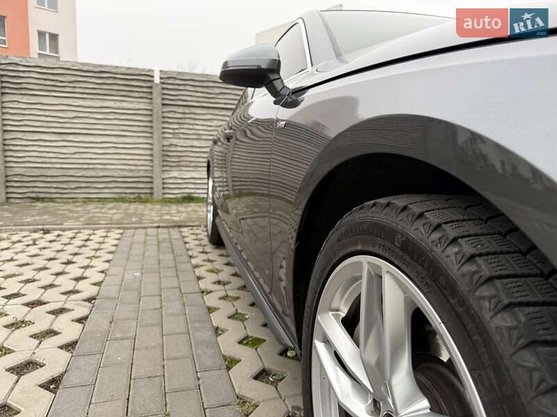 Седан Audi A4 2020 в Києві