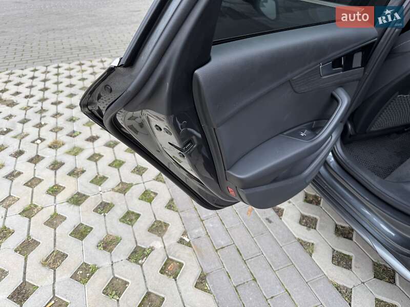 Седан Audi A4 2020 в Києві