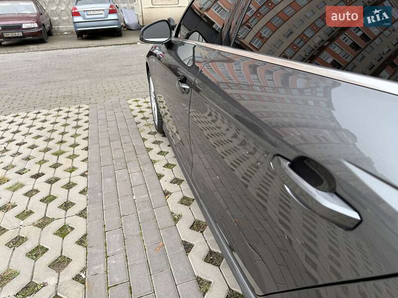 Седан Audi A4 2020 в Києві