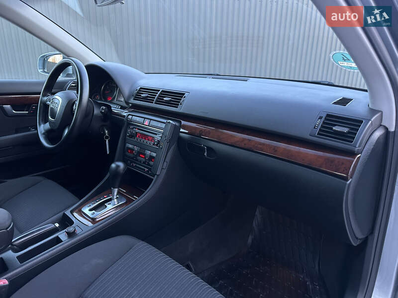 Универсал Audi A4 2006 в Сарнах