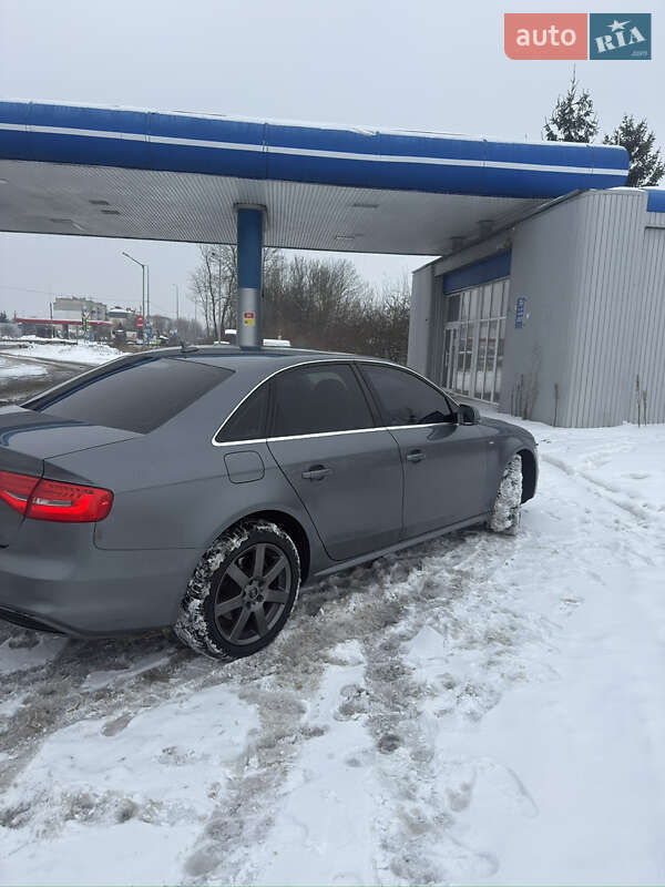Седан Audi A4 2013 в Вінниці