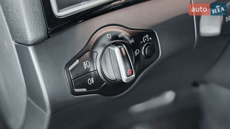 Седан Audi A4 2015 в Ровно фото 38 Седан Audi A4 2015 в Ровно