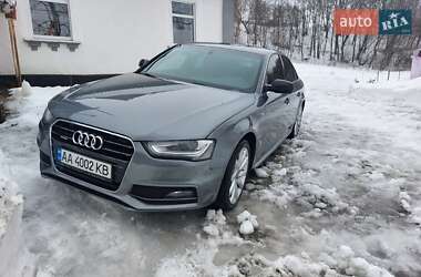 Седан Audi A4 2014 в Киеве