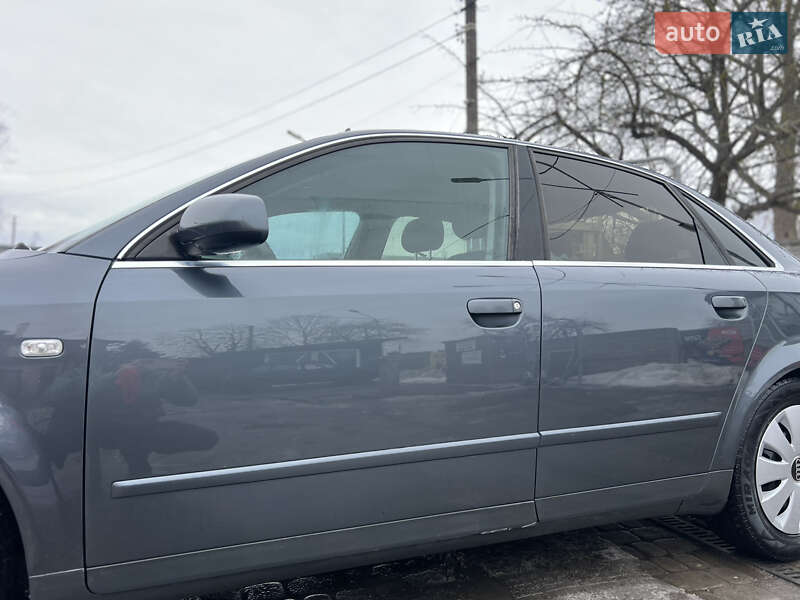 Седан Audi A4 2001 в Львове