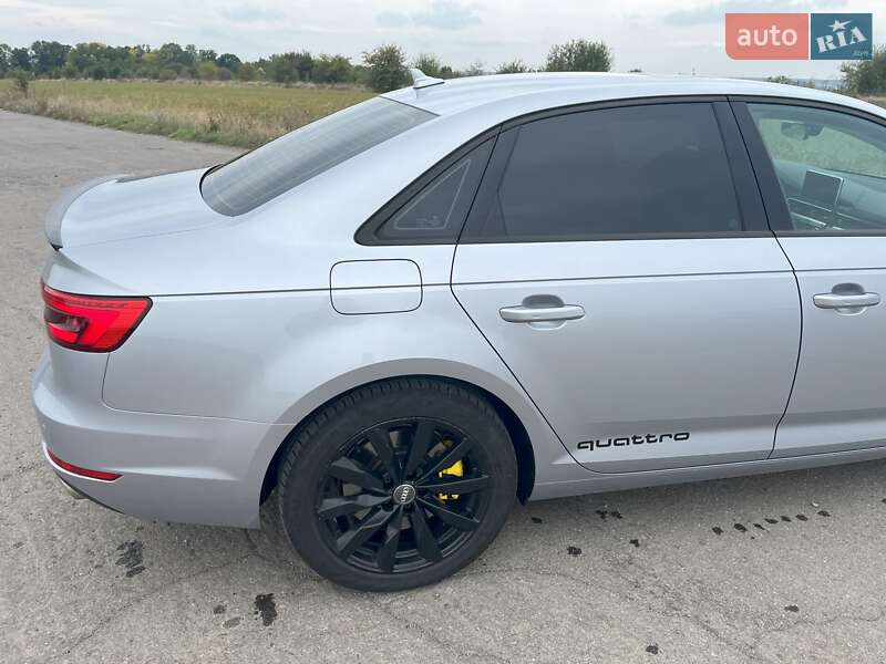 Седан Audi A4 2016 в Баре