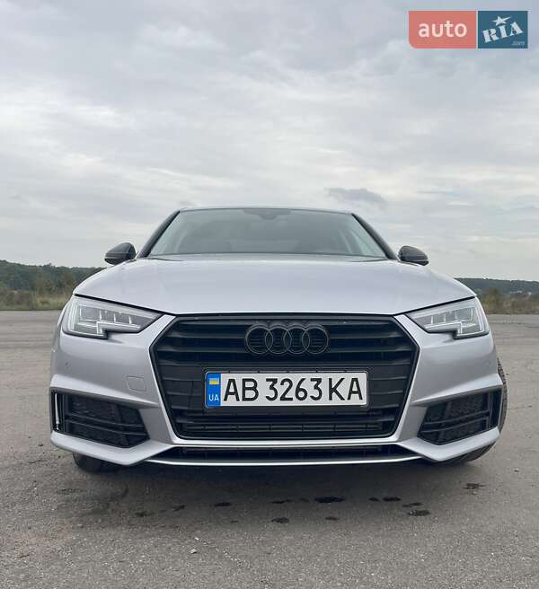 Седан Audi A4 2016 в Баре