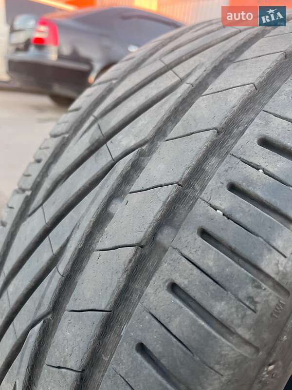 Седан Audi A4 2016 в Баре